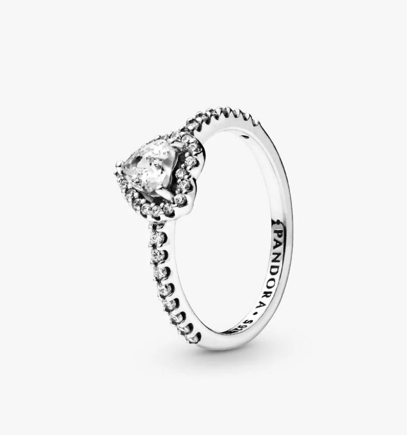 Pandora Ring