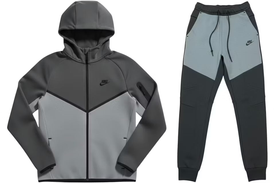 Nike Tech Set